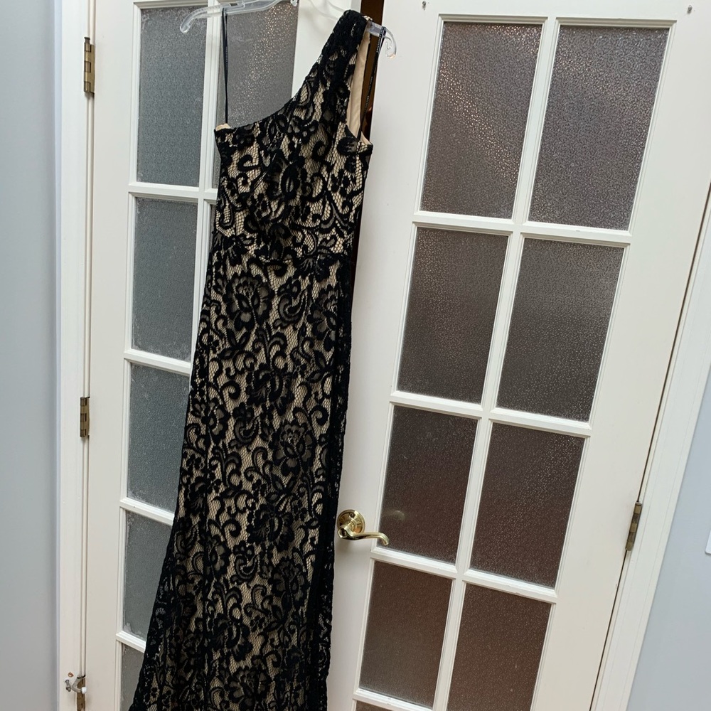 One shoulder long black lace gown